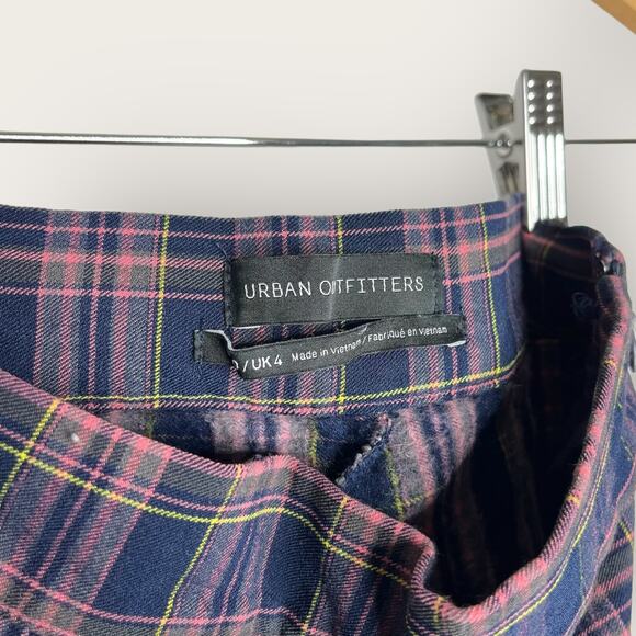 Urban Outfitters Lola Plaid Kick Flare Pant Size 0 Navy Pink Indie Sleeze Grunge - Picture 4 of 8